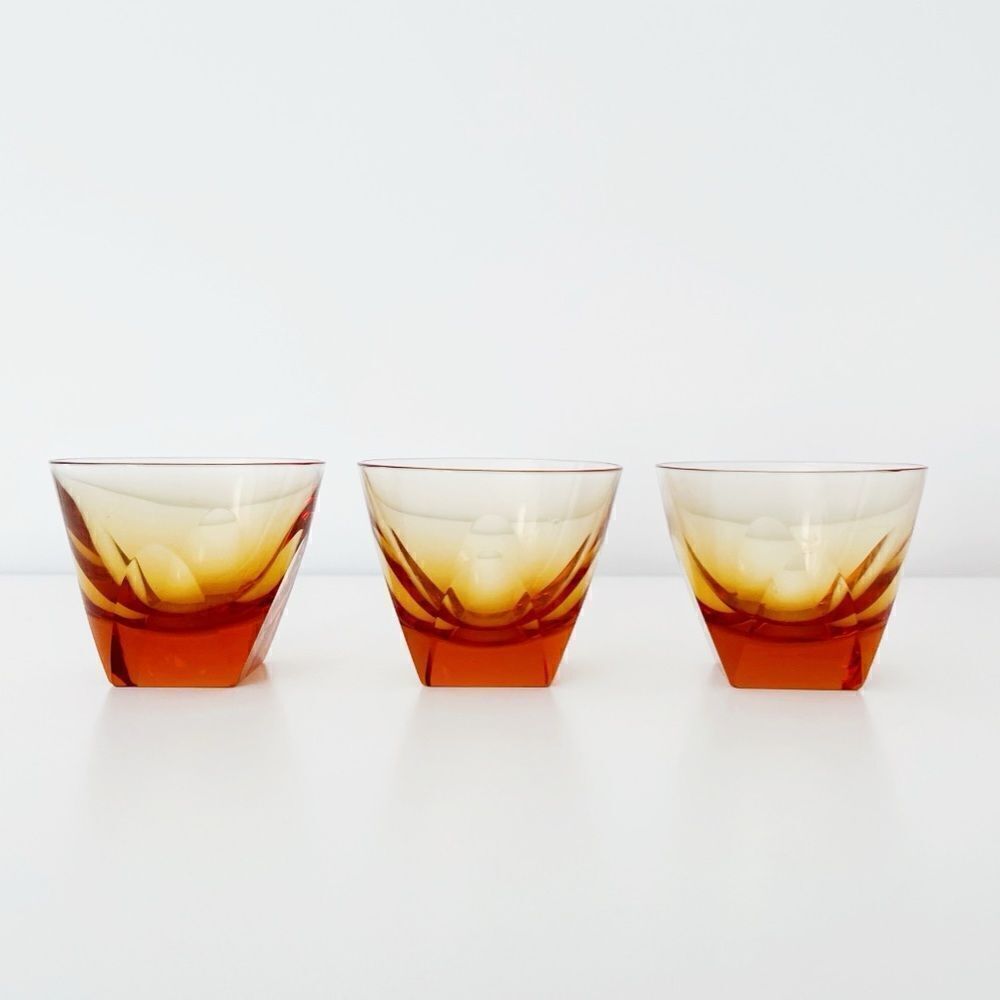 Vintage Mid Century Amber Shot Glasses​ - Picture 7 of 10
